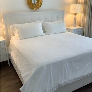 Restoration Hardware White Duvet Cover Set
